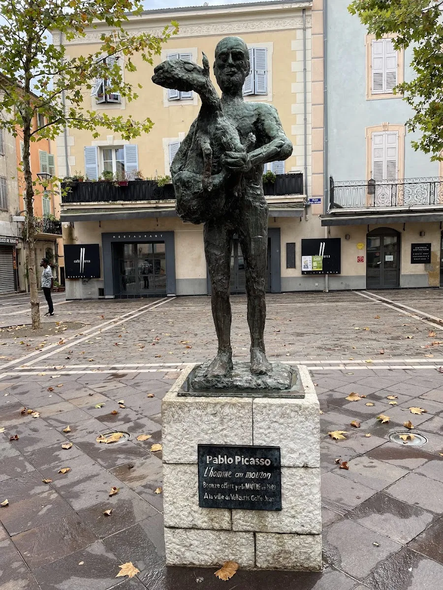 Musée National Pablo Picasso - la Guerre Et la Paix