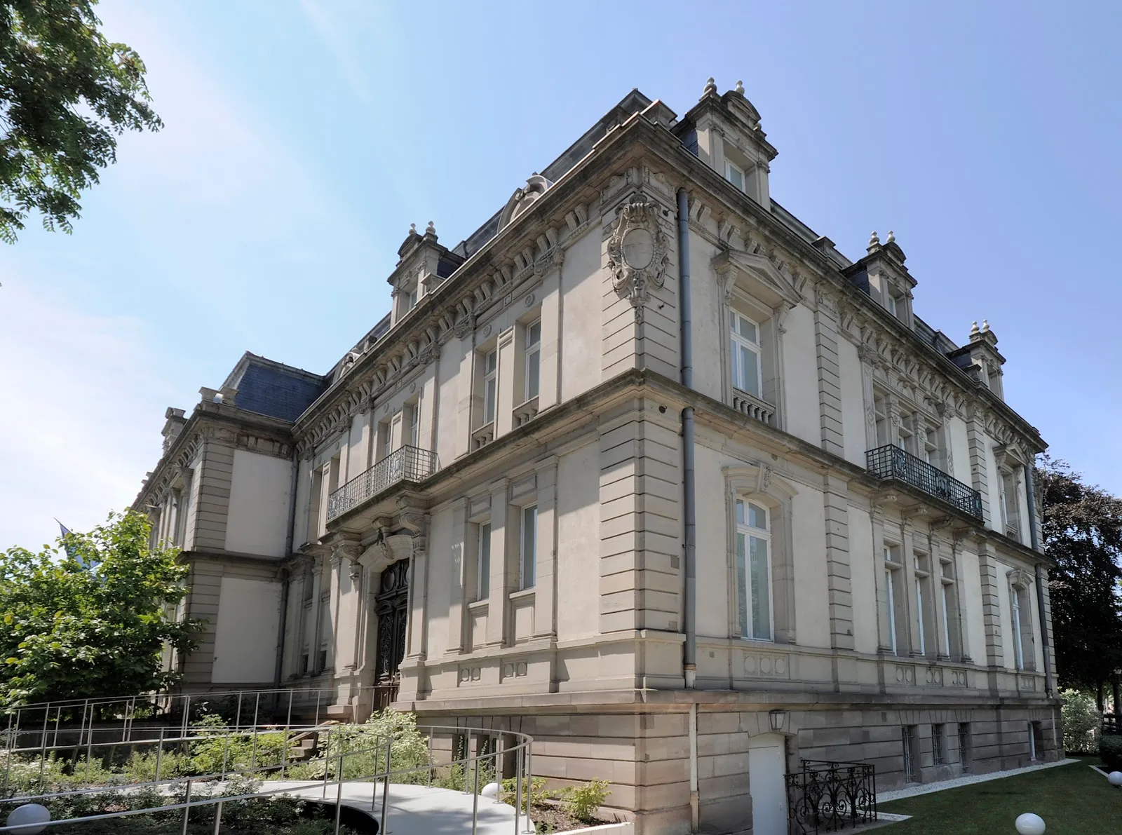 Musée Tomi Ungerer-Centre International De L'Illustration