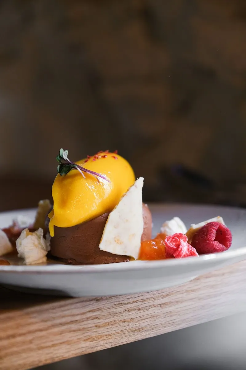 Nuances - Restaurant