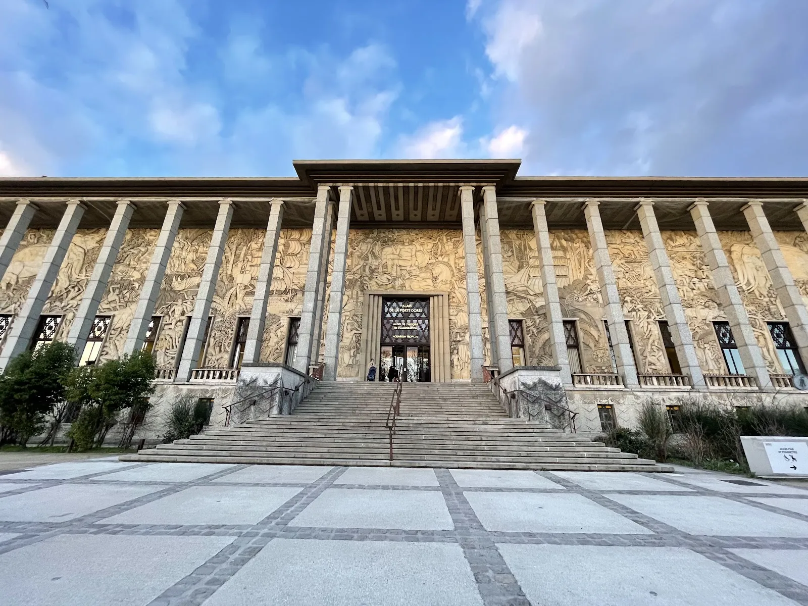 Palais De la Porte Dorée — photo 1