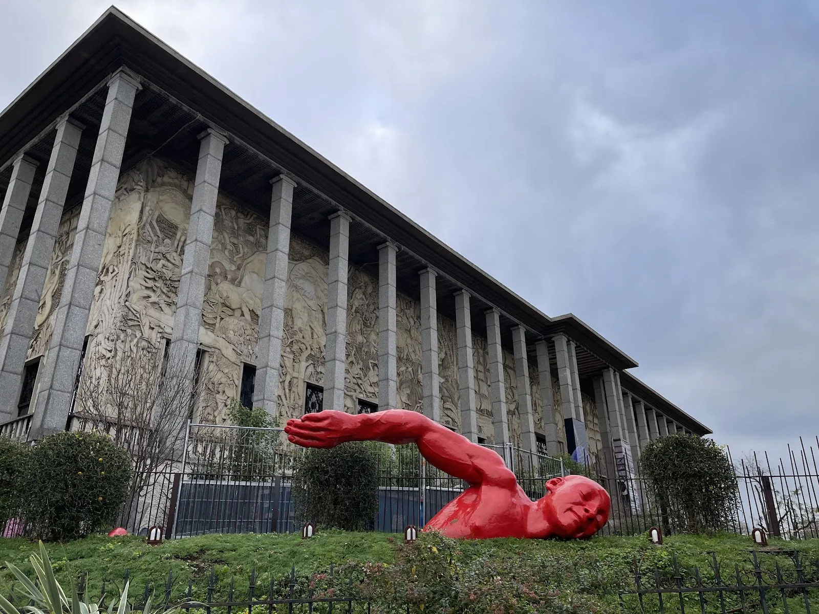 Palais De la Porte Dorée