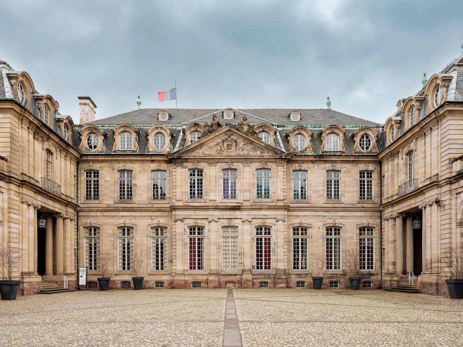 Palais Rohan — photo 1