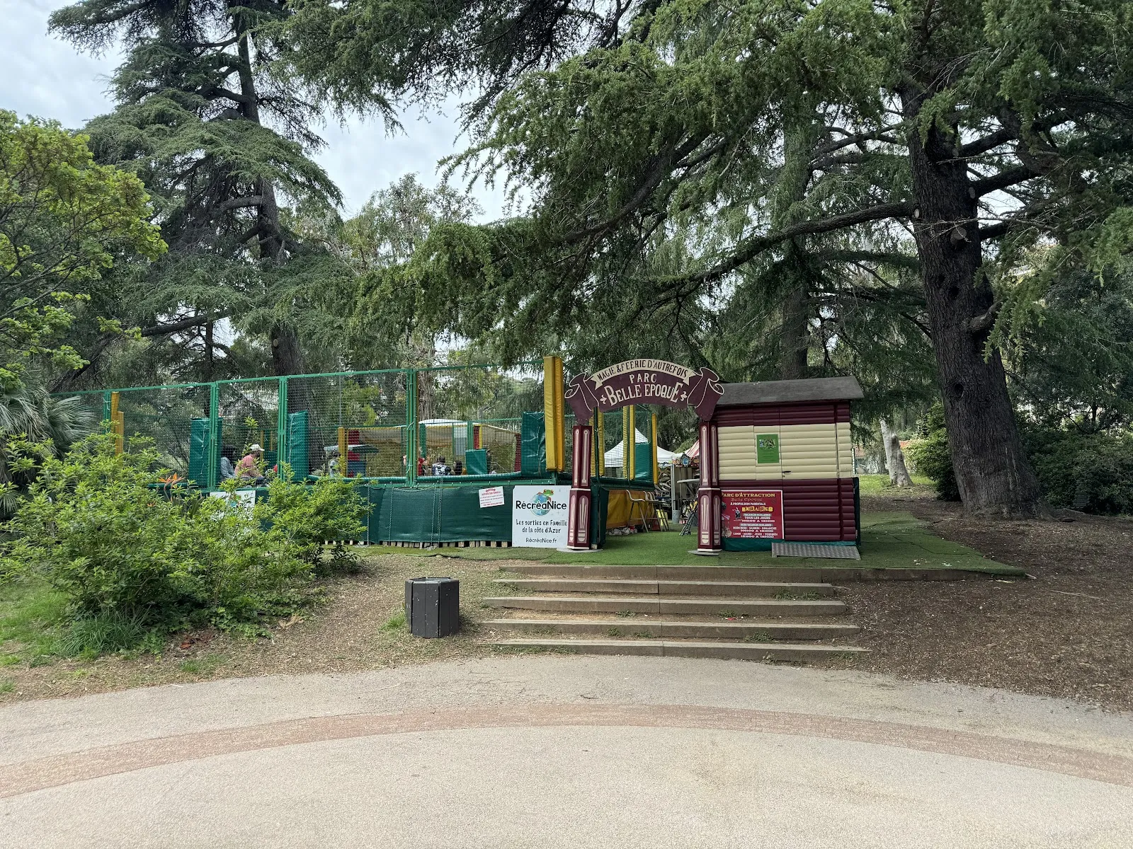 Parc D'Attractions Carol De Roumanie