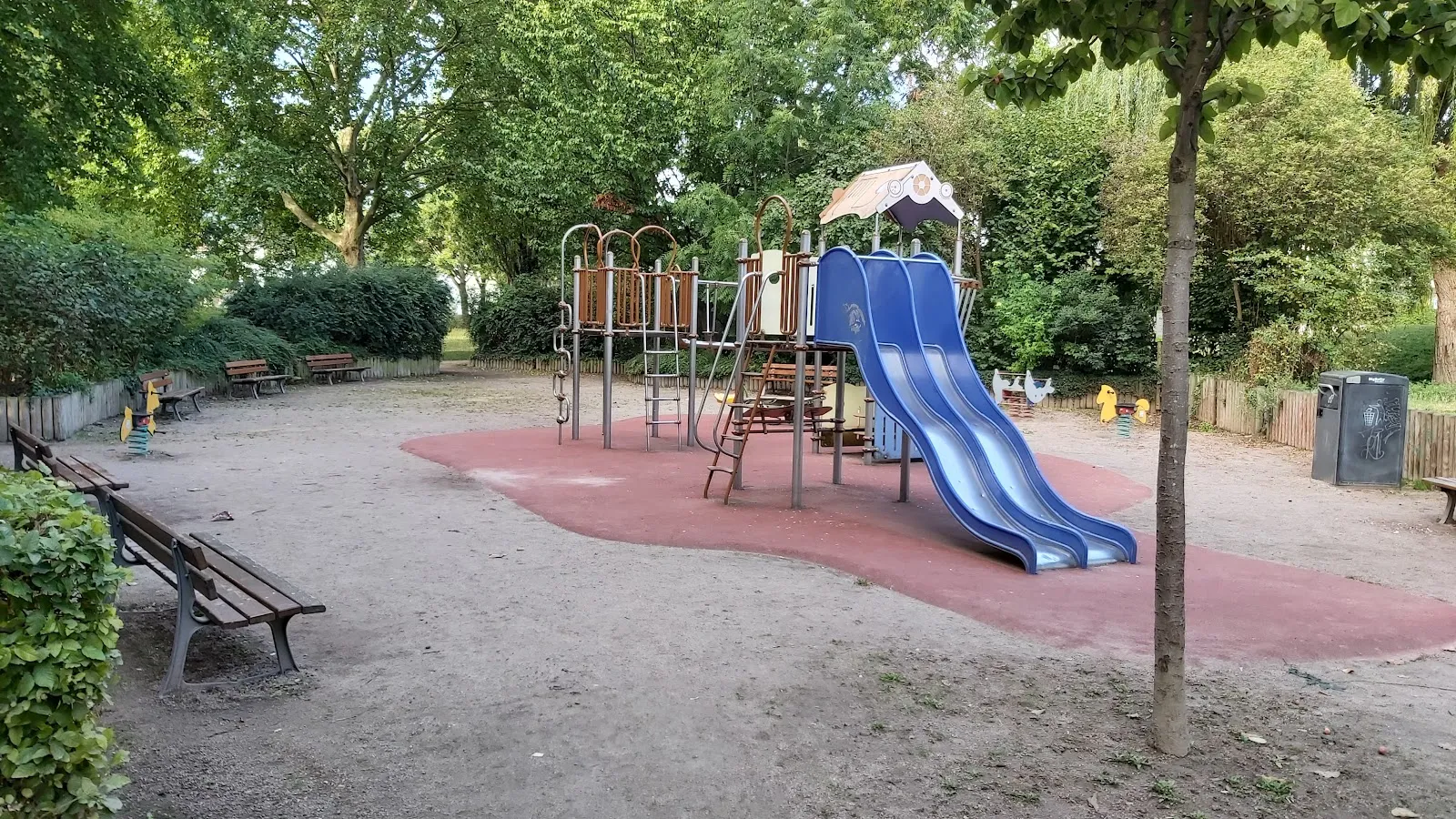 Parc De L'Extenwoerthfeld — photo 1