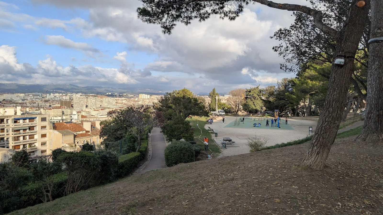 Parc De la Colline Puget