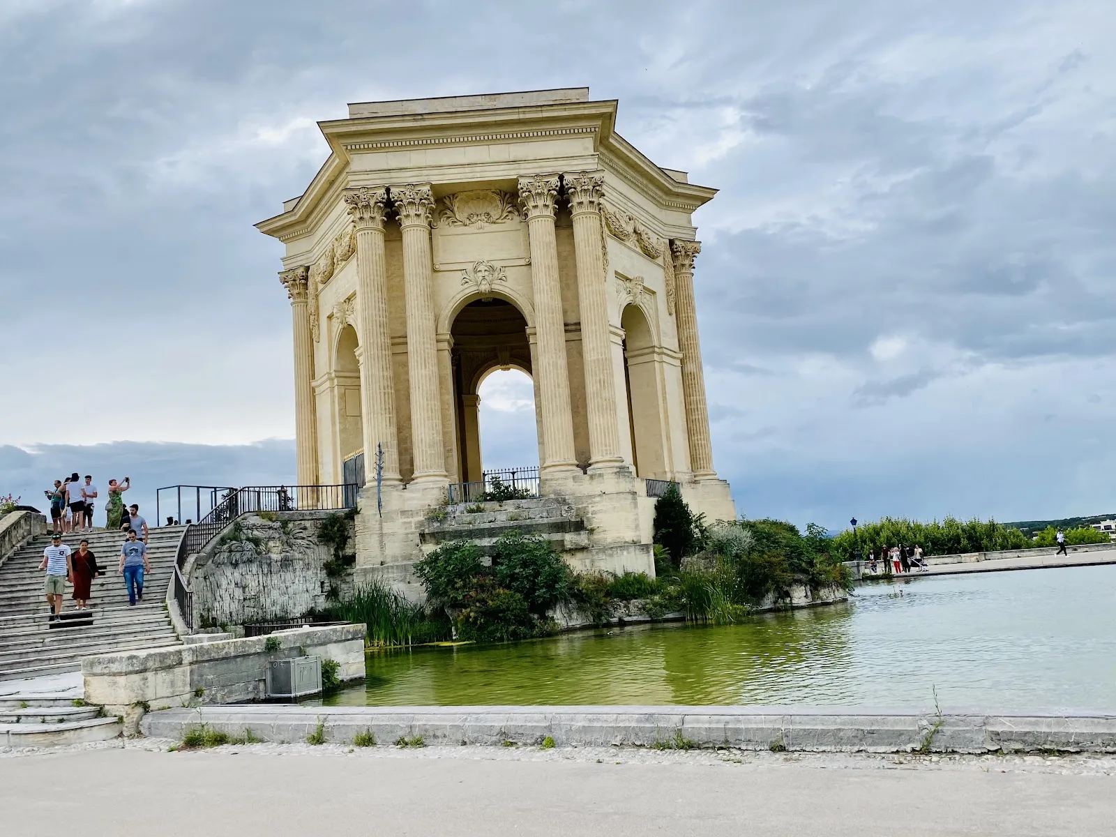 Place Du Peyrou