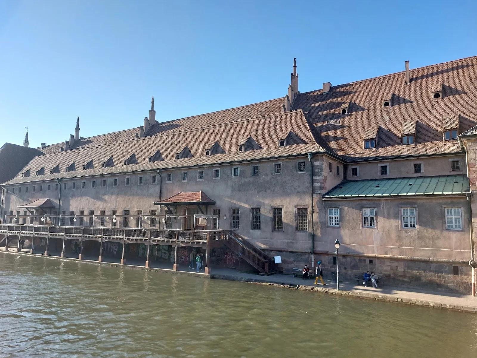 Pont Du Corbeau — photo 1