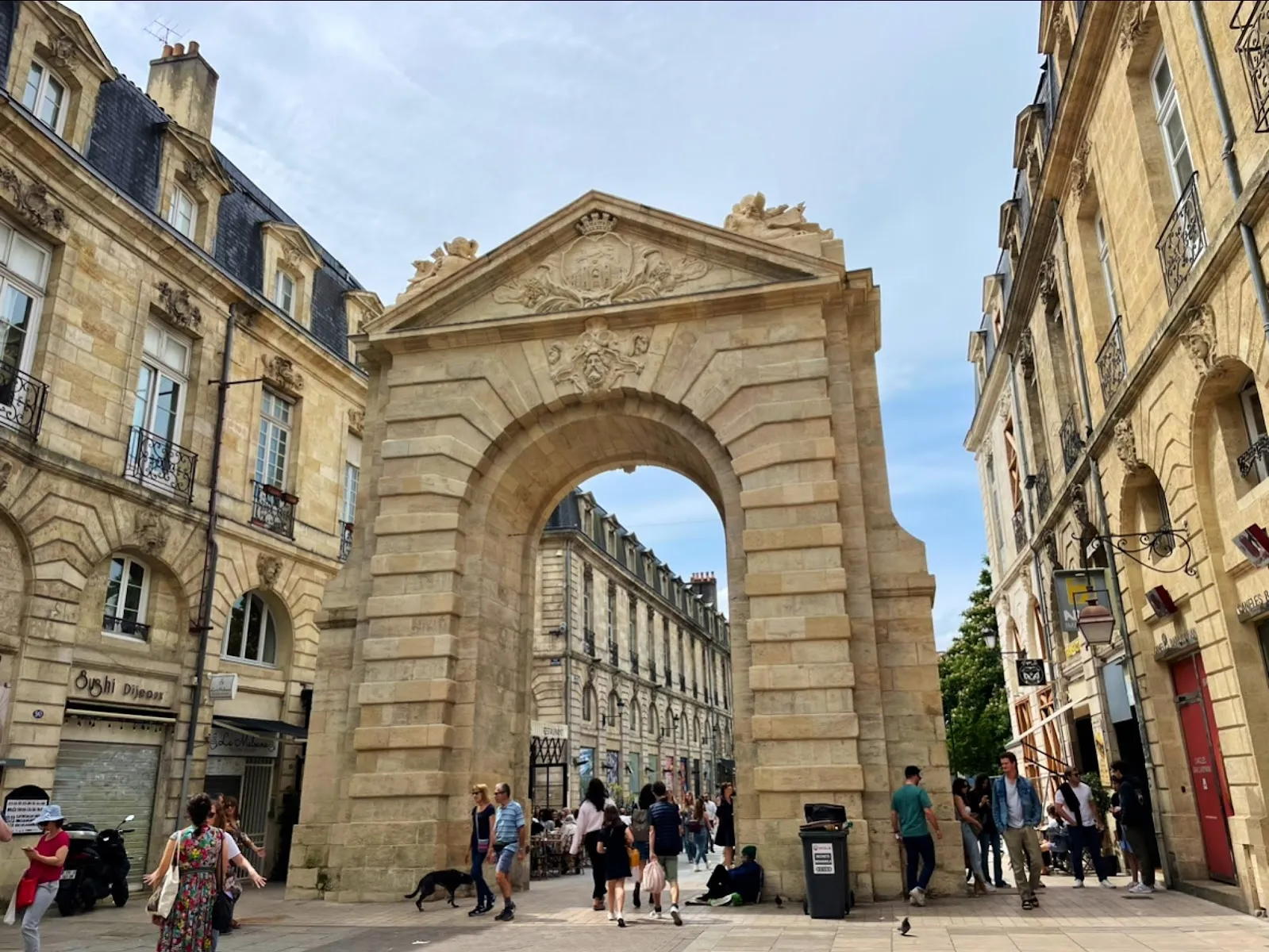 Porte Dijeaux — photo 1