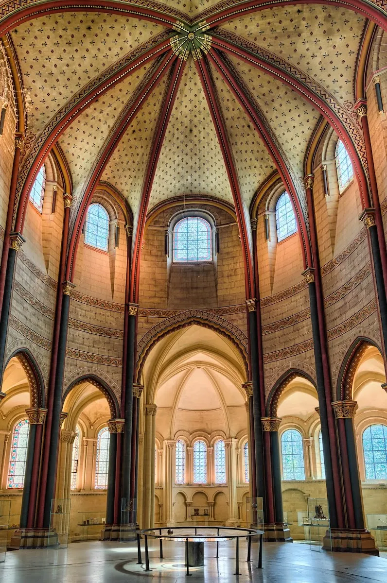 Prieuré Saint-Martin Des Champs