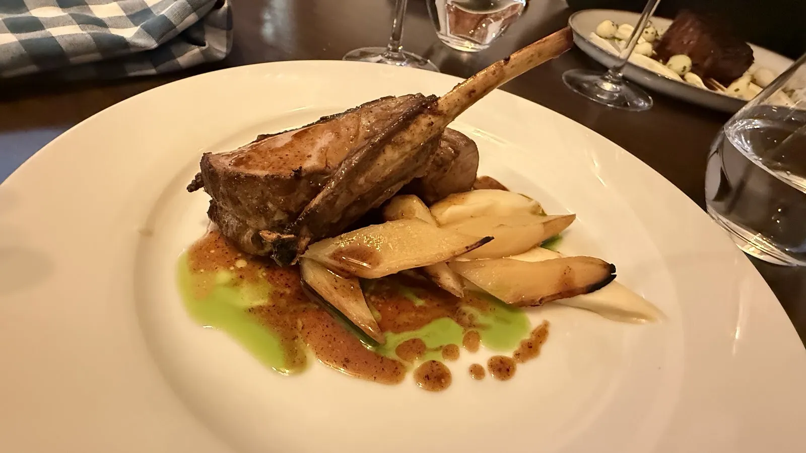 Restaurant la Table Des Poètes