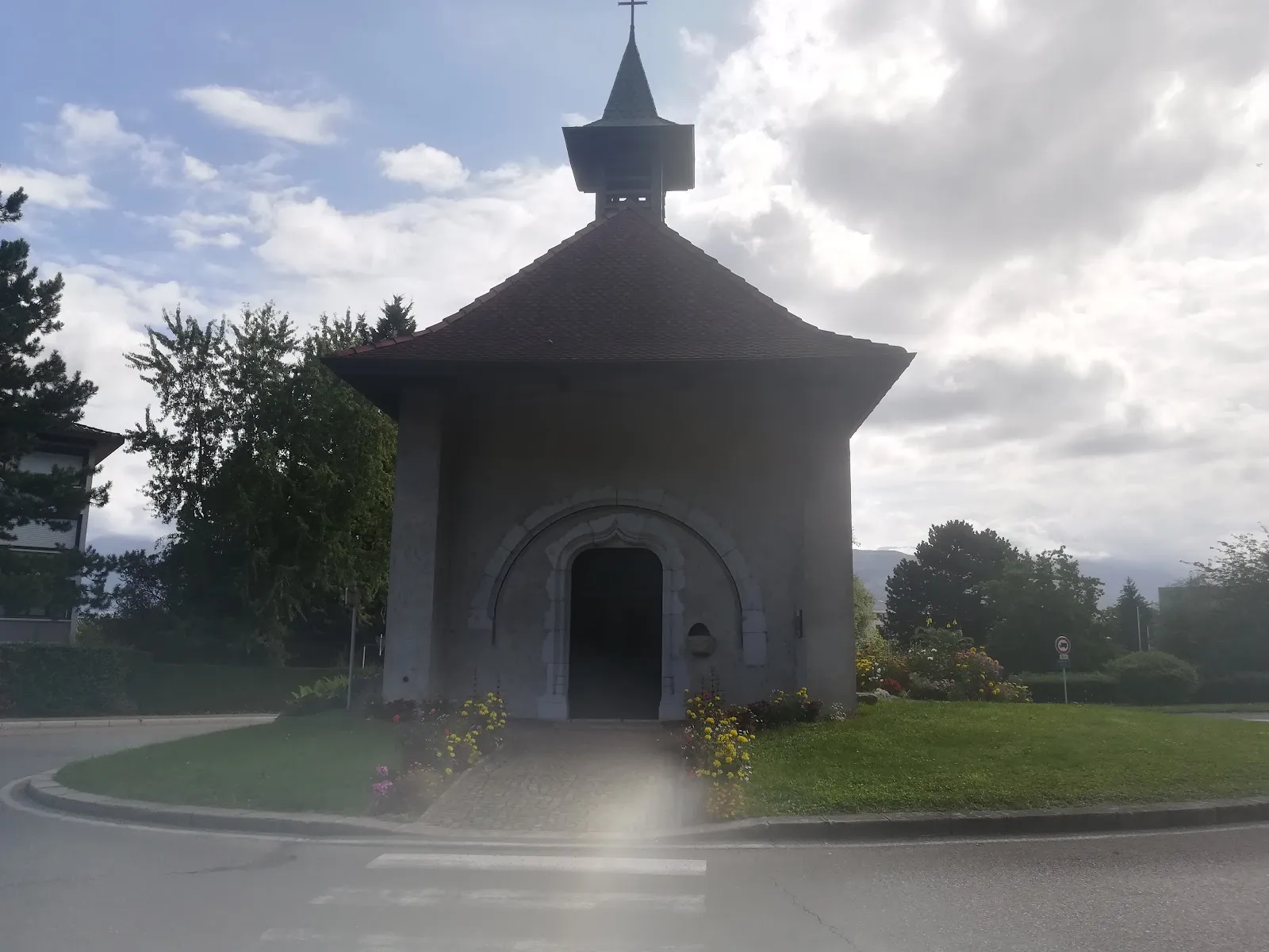 Rond Point De la Chapelle — photo 1