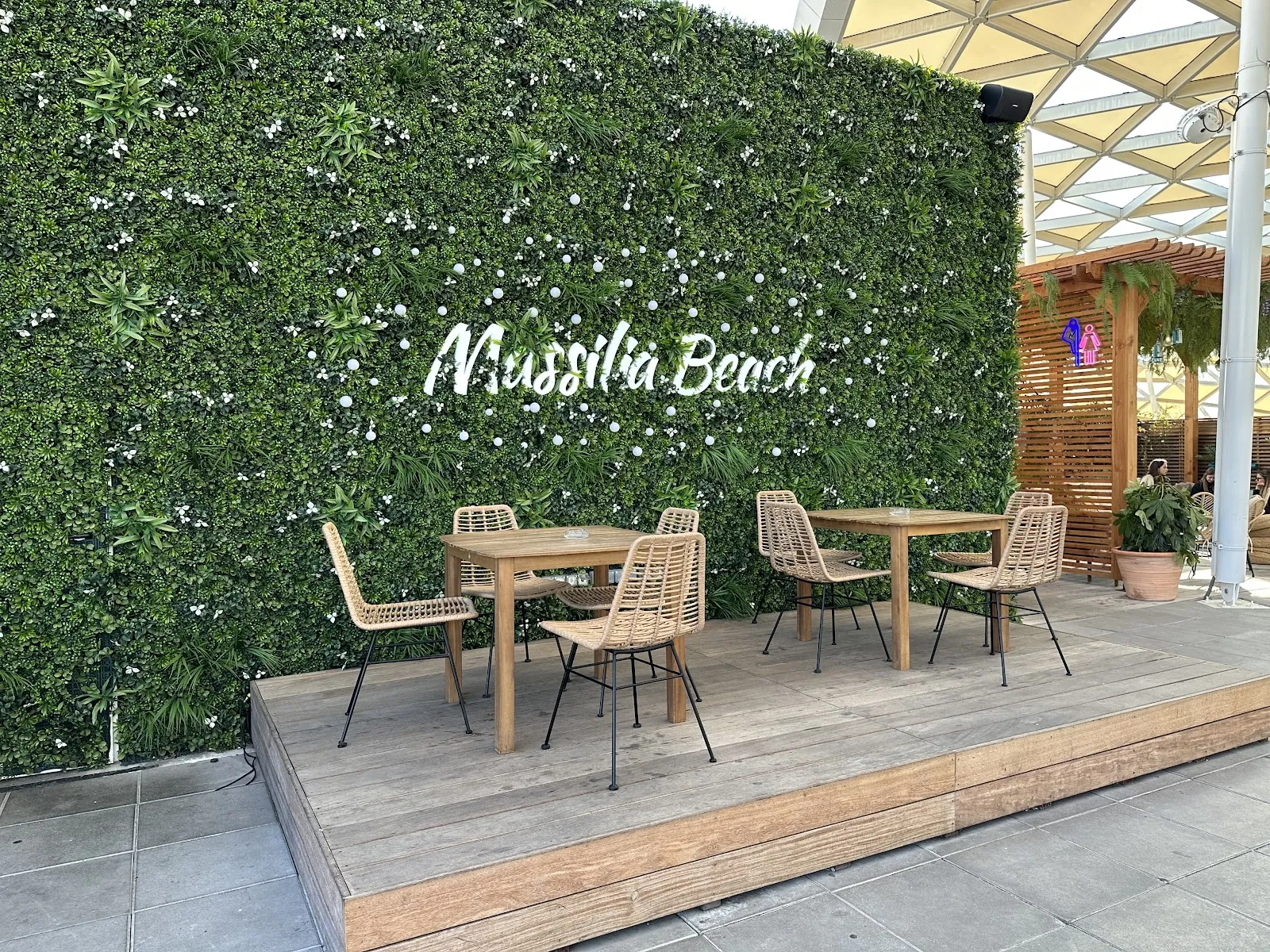 Rooftop Massilia Beach — photo 1