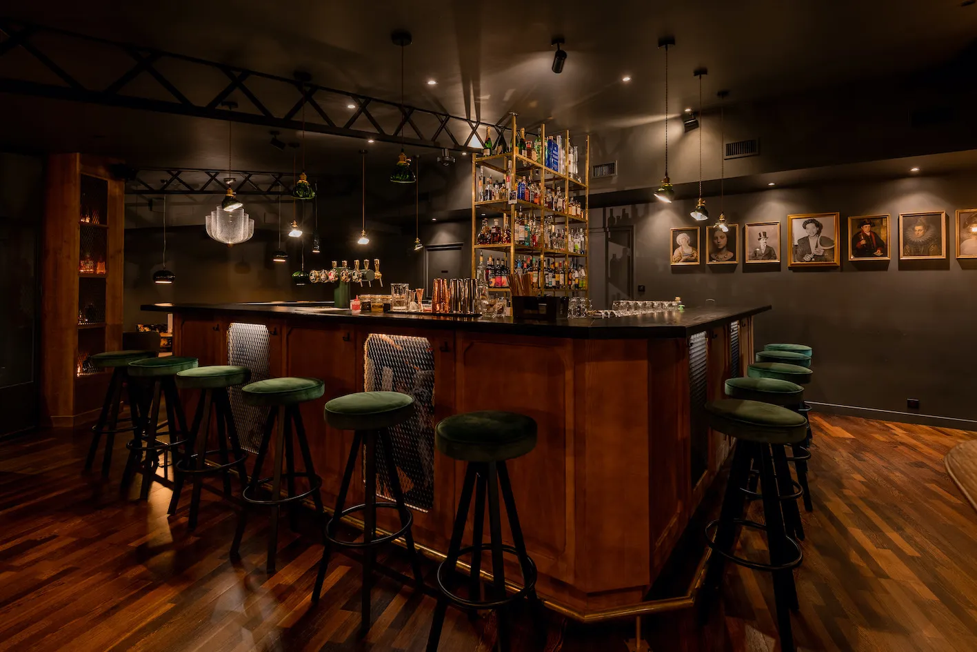 Society - Bar Annecy — photo 1