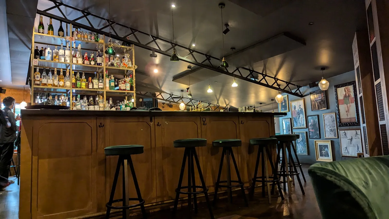 Society - Bar Annecy