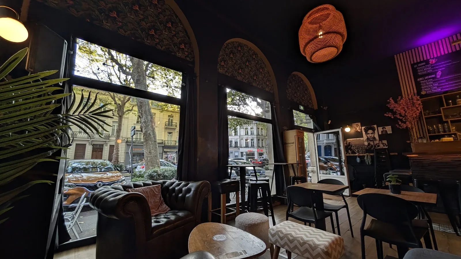 Soultrain Café - Restaurant - Bar À Cocktails - Lille