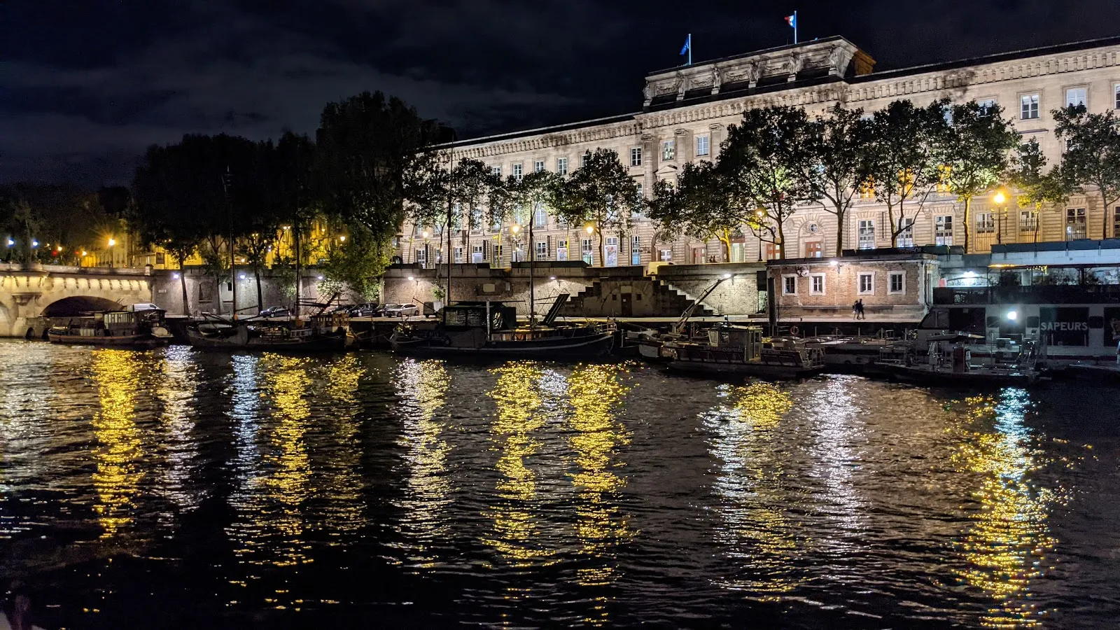 Square Du Vert-Galant