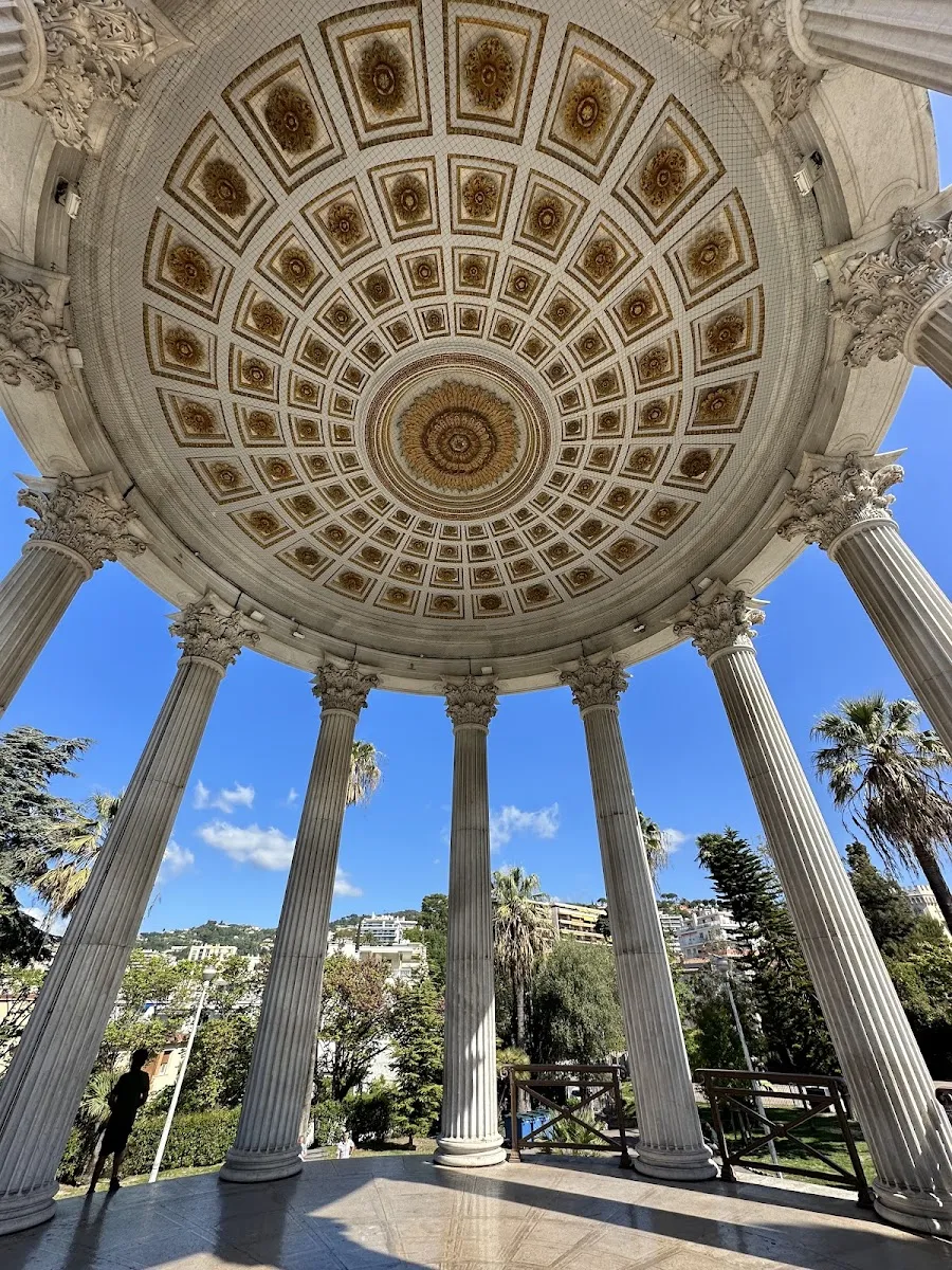 Square Jean Baptiste Carpeaux