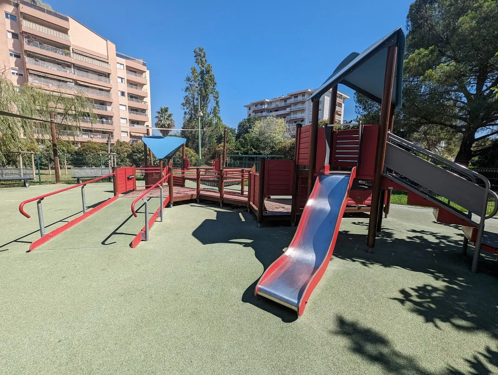 Square Maréchal Koenig — photo 1