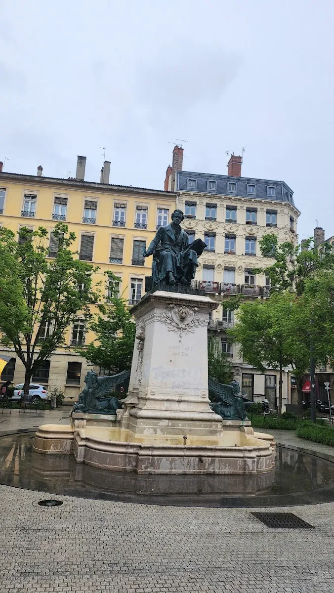 Statue De la République — photo 1