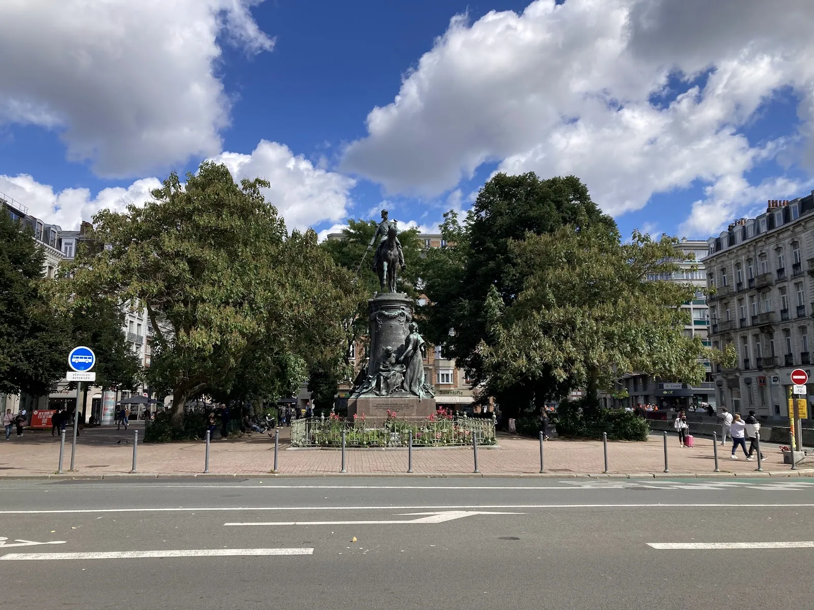 Statue Du Général Faidherbe