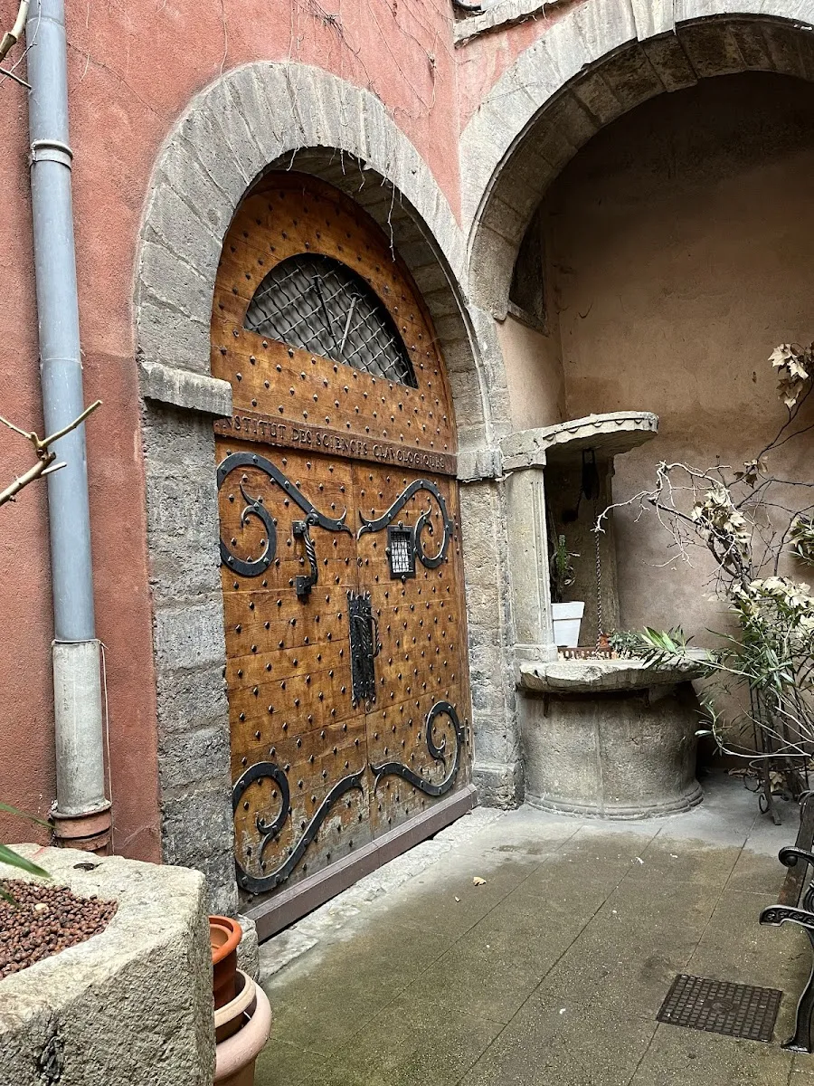 Traboules Du Vieux Lyon