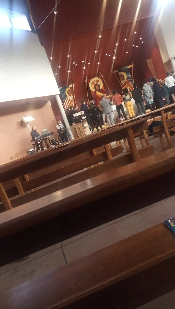 Trinity Church Lyon — photo 1