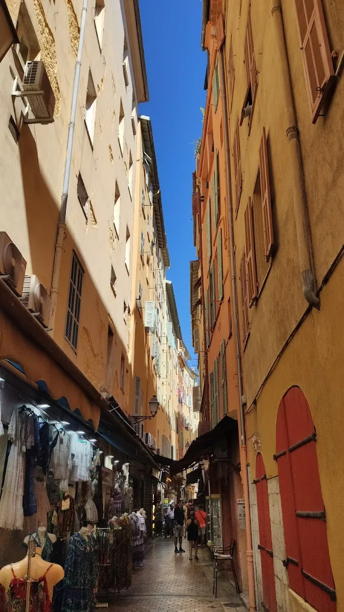 Vieille Ville Quartier — photo 1